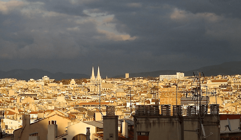 Soleil et nuages au couchant