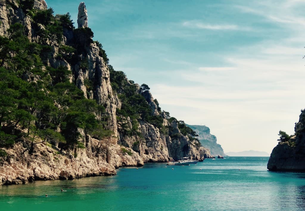 Cap Canaille vu depuis En-Vau
