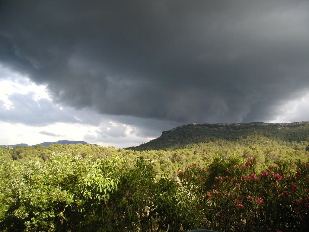 l'orage arrive
