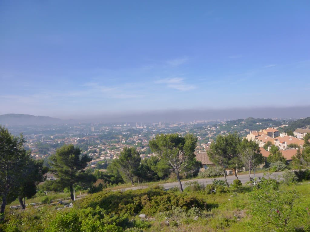 pollution sur Marseille, vue de La Parade