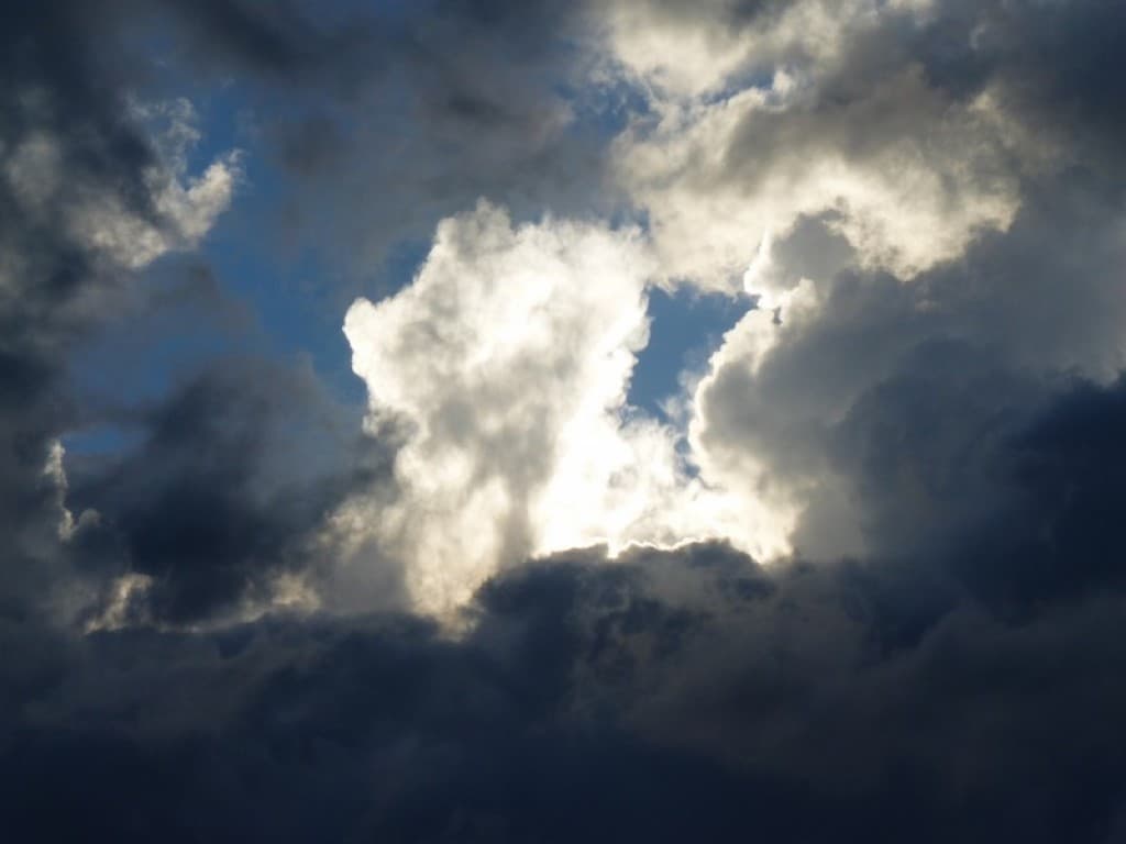 entre pluie et soleil