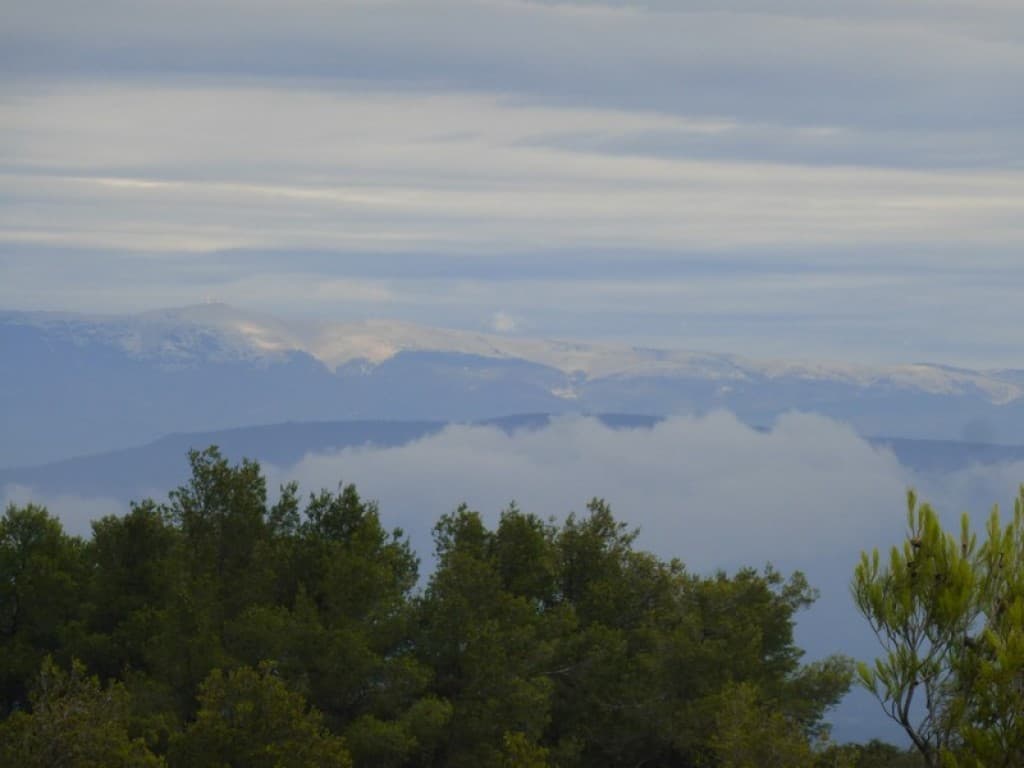 mont ventoux dans les nuées