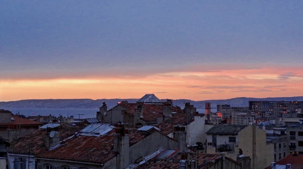 17:45 au N/O (G@tto, en deuil)