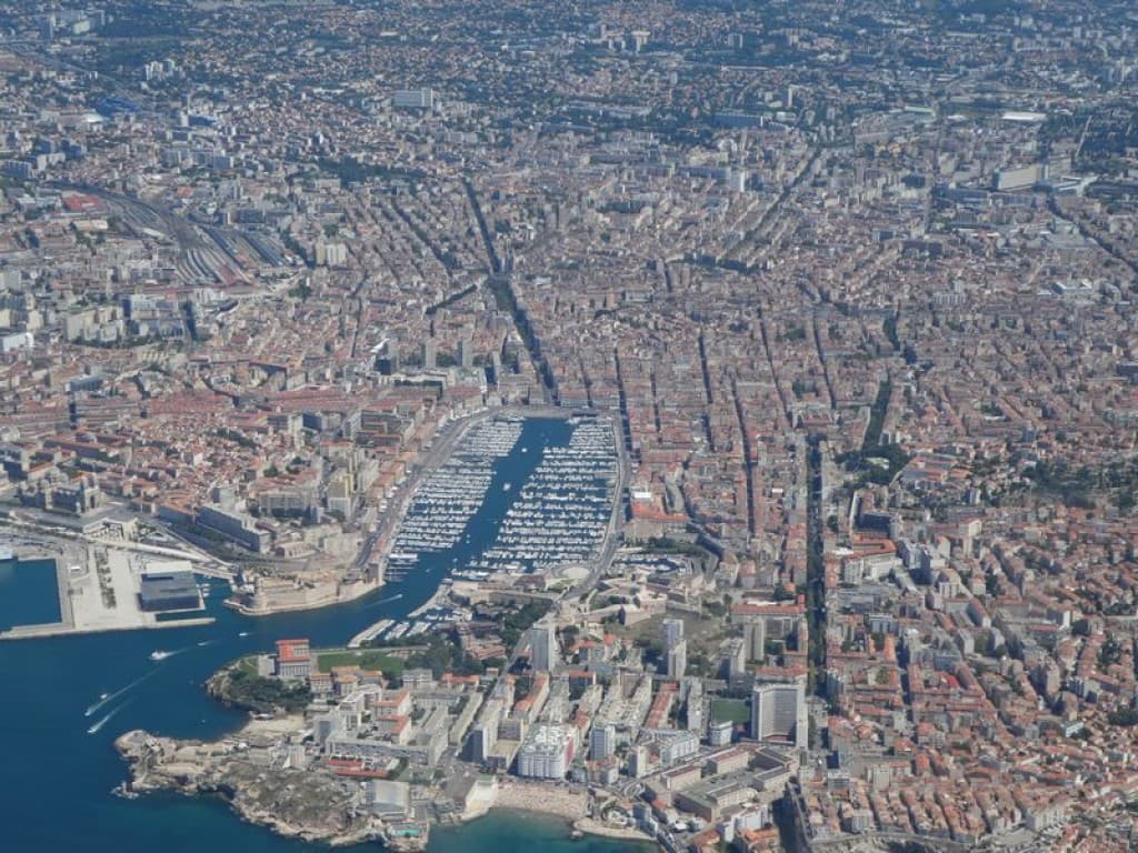 marseille vue d'avion