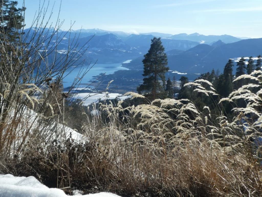 lac de serre Ponçon vu de st apollinaire
