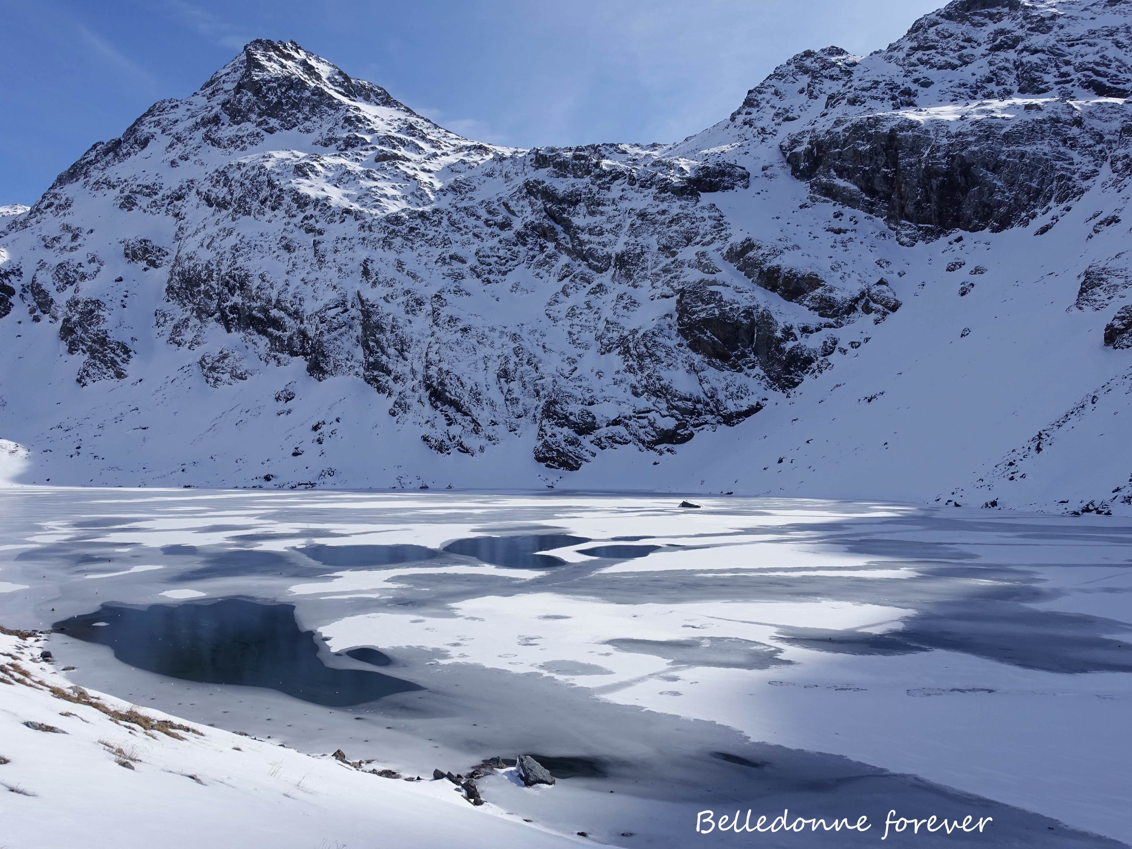 Deuxième lac des Doménon presque gelé le premier lac des Doménon presque pas - un peu de retard A.P