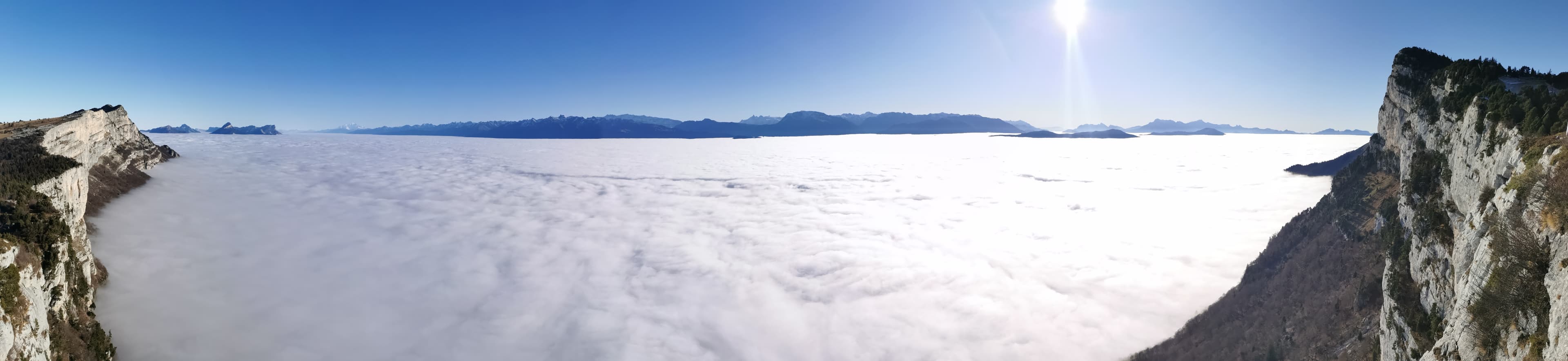 Mer de nuages sur la région grenobloise