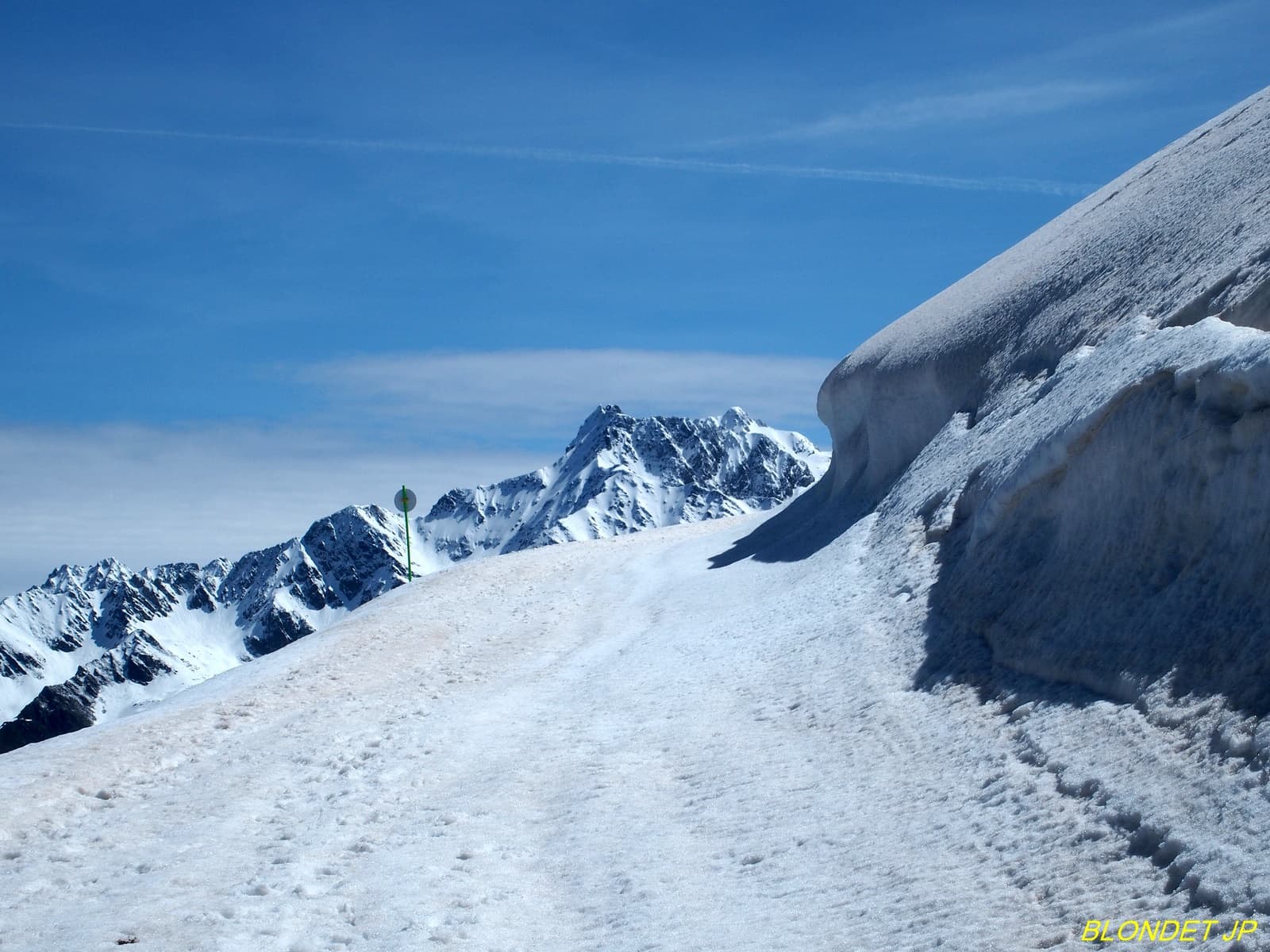 En arrivant à la Montagne des Fanges