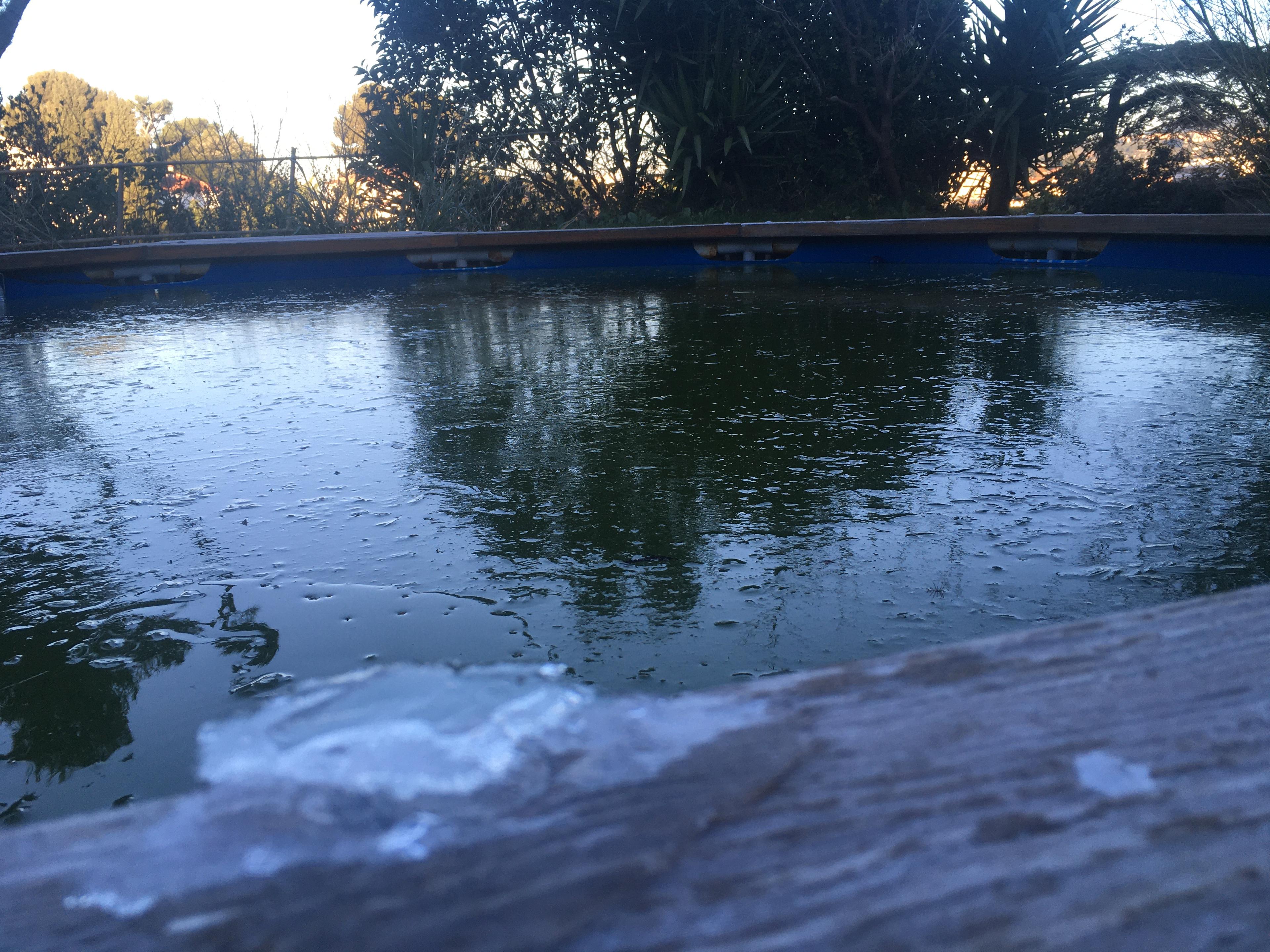 piscine gelé à 8h30