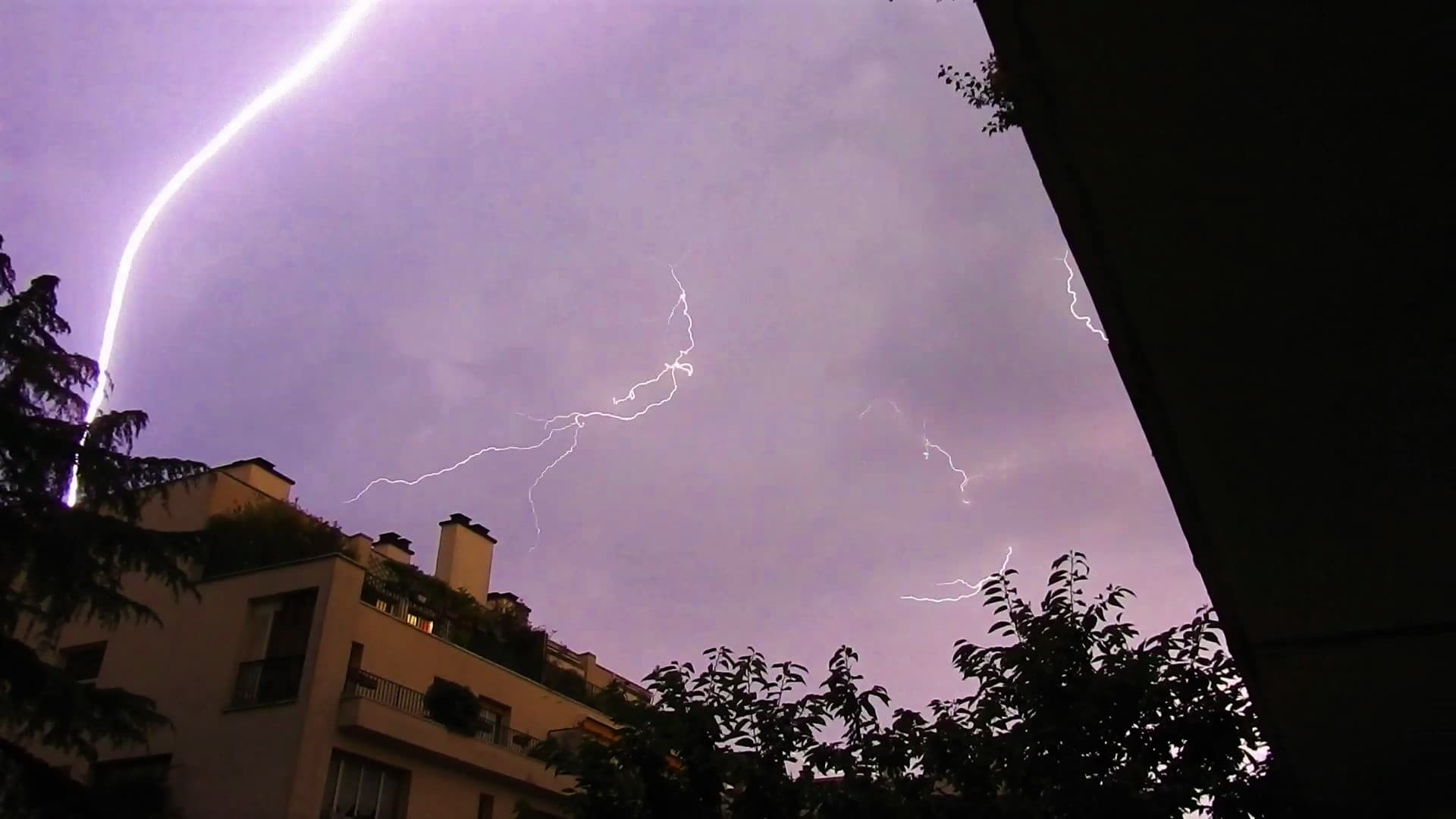 orage du dimanche 19 juin 2022 Paris 17e