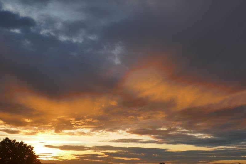 Etranges couleurs sur le couchant