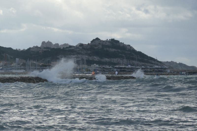 mer forte , très agitée