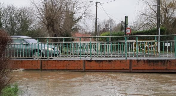 Image d'illustration pour Dépression Qumaira - vents forts - graves inondations en Bretagne