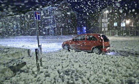 Image d'illustration pour Suivi de la dépression Tini - inondations en Bretagne