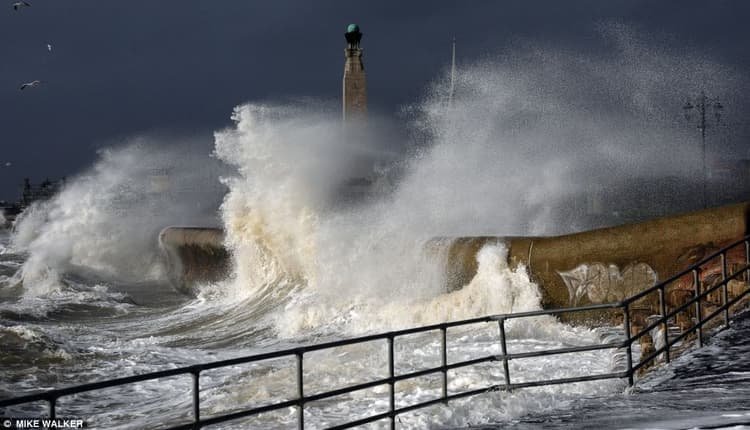 Image d'illustration pour Dépression Ulla - tempête et inondations en Bretagne