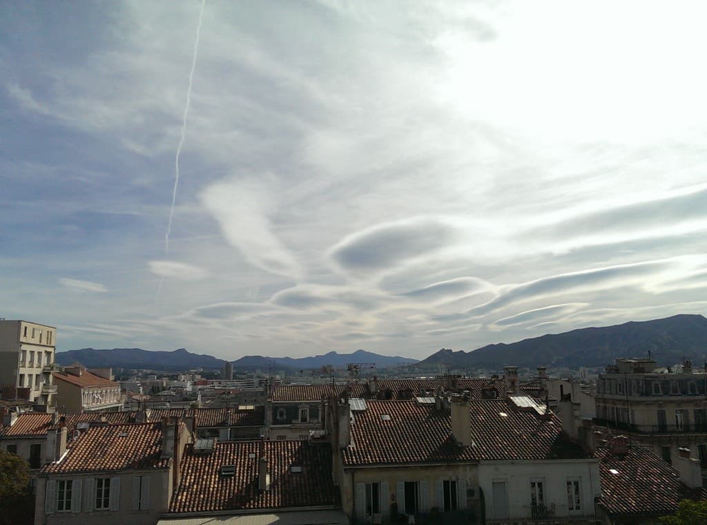 Les nuages arrivent
