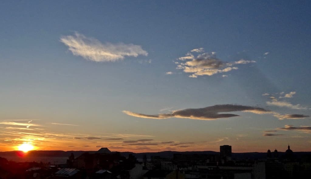 21:03 Skyline (G@tto)