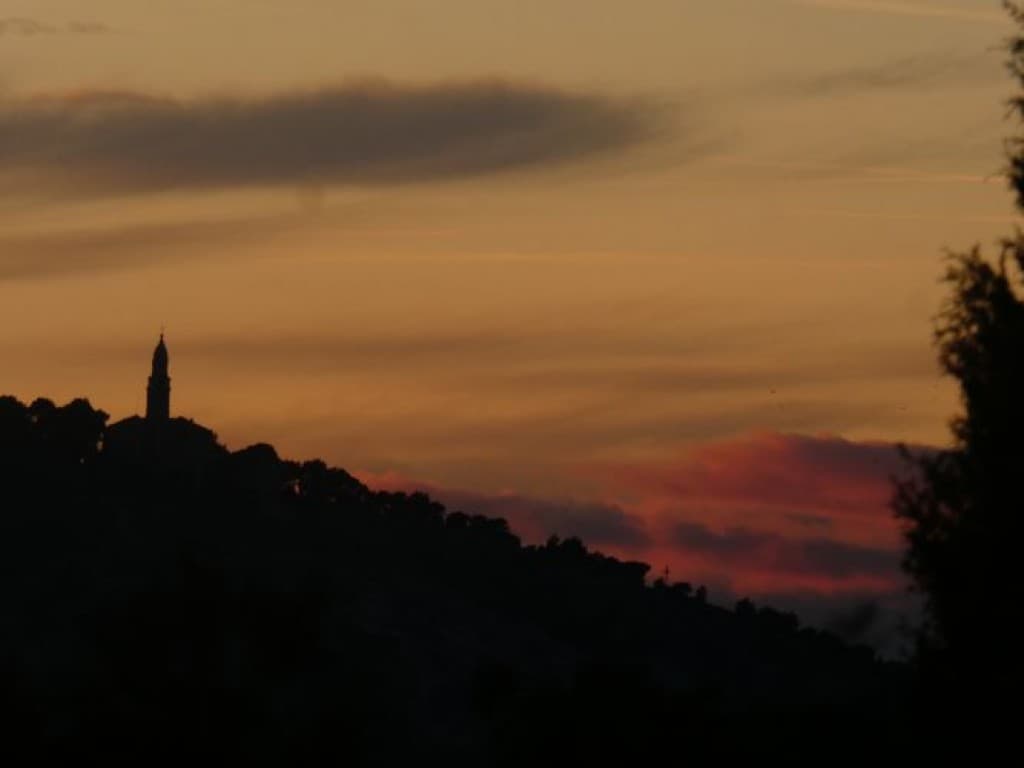 ND de Beauregard au coucher du soleil
